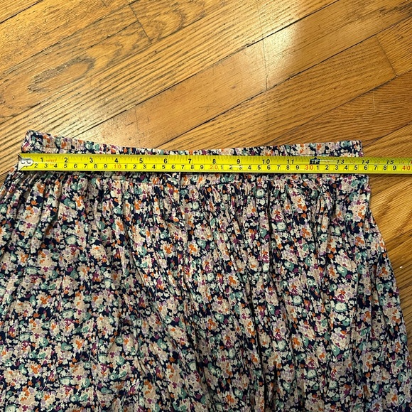 Floral flowy maxi skirt - size large - gypsy boho skirt - Picture 3 of 6